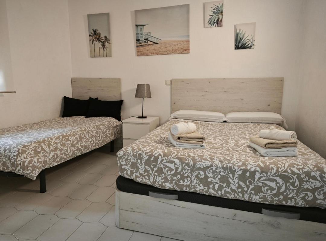 Benalbeach Casa Kito Dreams 1ª Linea Playa Benalmadena Exterior photo